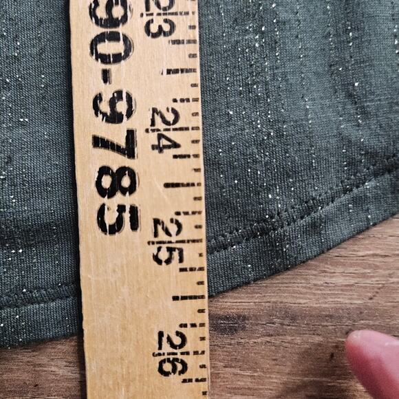 New Jennifer Lopez Metallic Green Women's Top Ruched Mesh Sleeve Large Tee - Picture 16 of 16